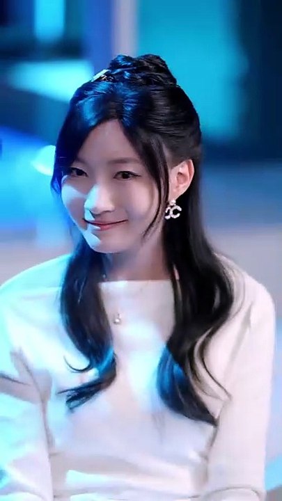 Cutting The Ribbon, Cutting Ties