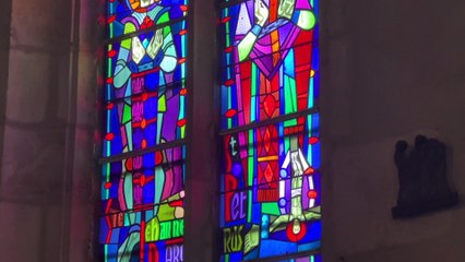 la ville de Marols propose de d&eacute;couvrir le vitrail