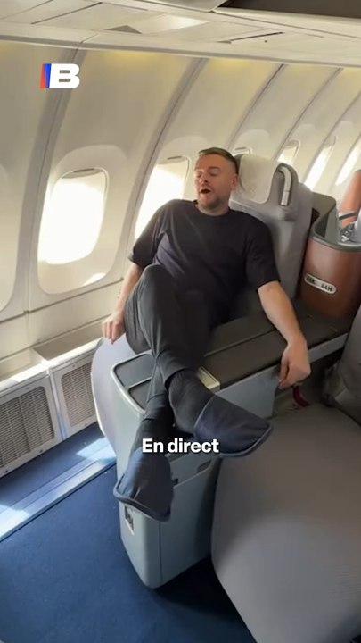 😱 Il voyage en business grâce à ses haters ⁉️
