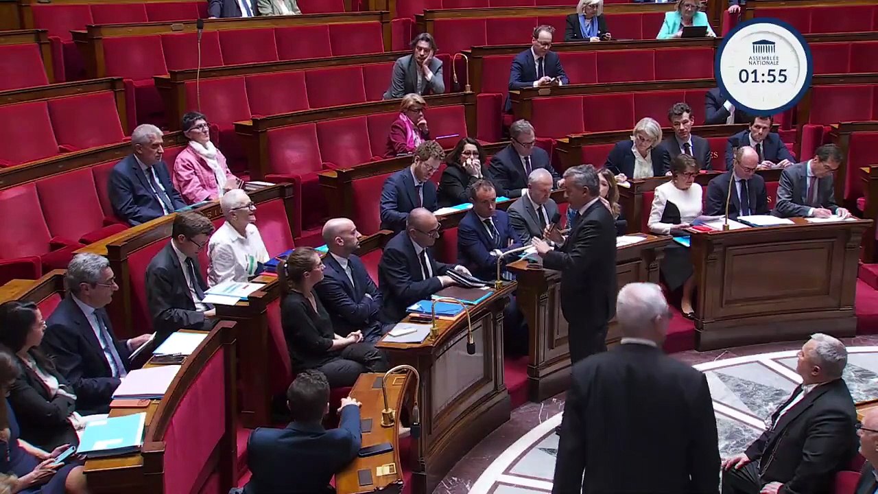 Le député de la France insoumise, Thomas Portes très sèchement recadré à l’Assemblée nationale par Gérald Darmanin au sujet de propos antisémites qu’aurait suscité un de ses tweets - Regardez