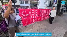 Clase pública en la casa de Adorni en La Plata