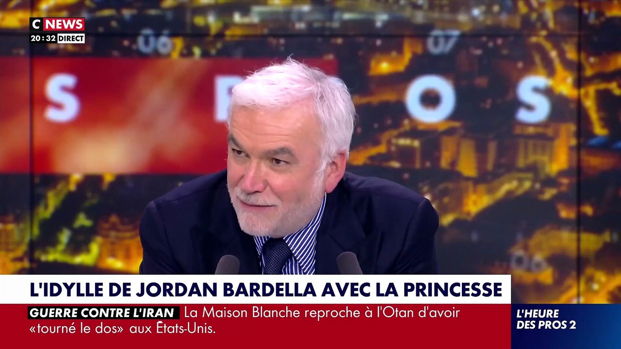 Découvrez les photos de Jordan Bardella dont tout le monde va perler demain, en Une de Paris Match, vivant le grand amour avec Maria-Carolina de Bourbon des Deux-Siciles