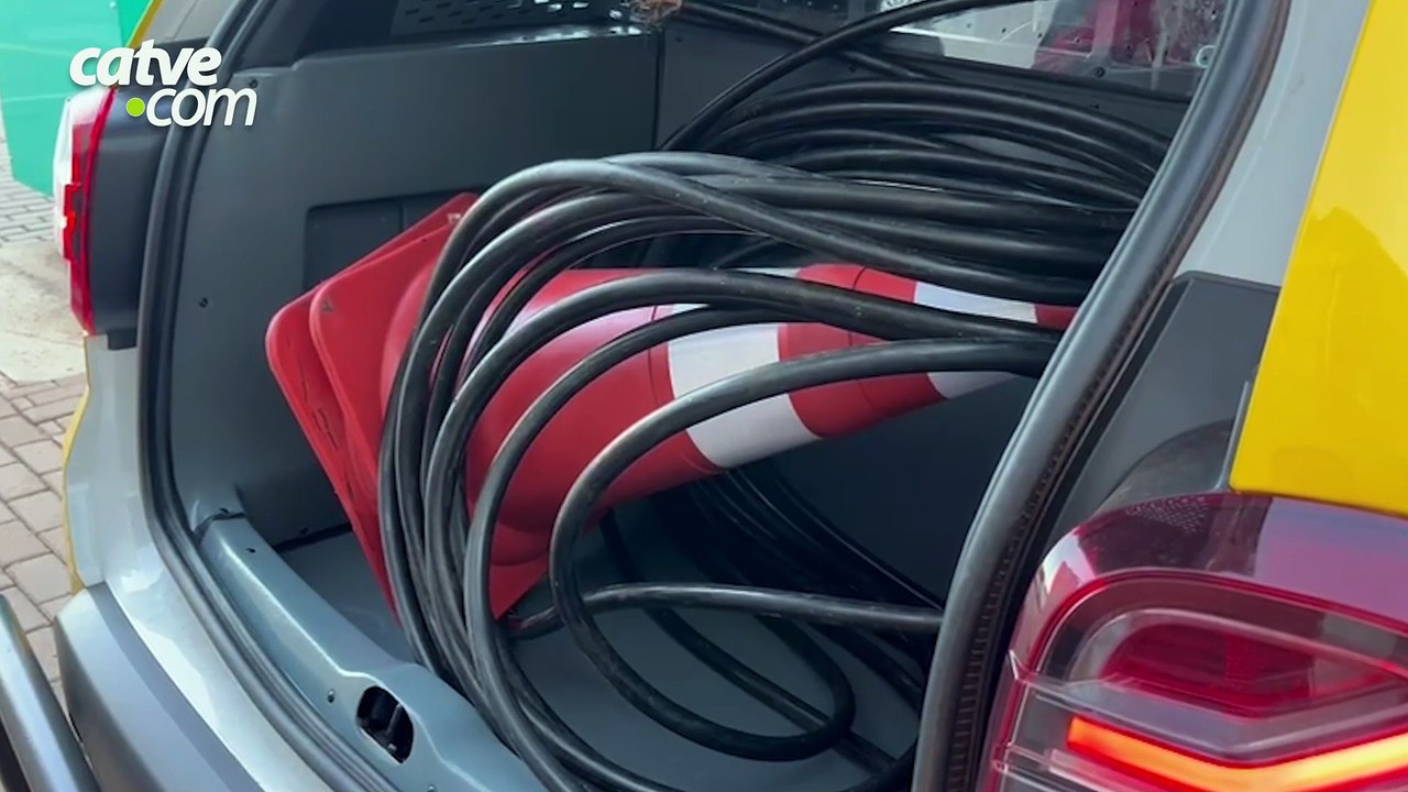 Suspeitos de furto de fios fogem após serem descobertos por moradores