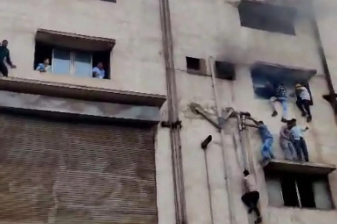 भिलाई स्टील प्लांट में आग लगने से हड़कंप, Video