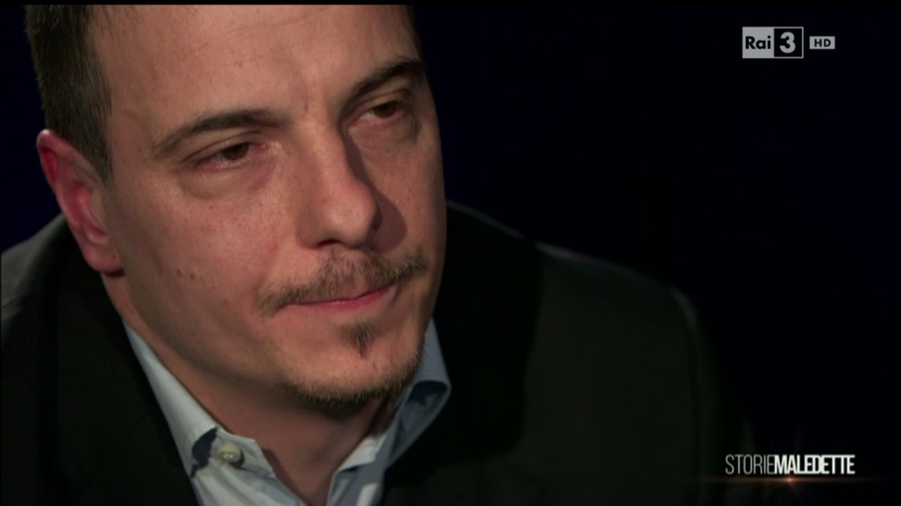 Luca Varani: Quando l'acido ti sfregia l'anima | Storie Maledette 2016 [HQ]