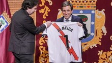 Roberto Gómez eleva el tono con Almeida: "Tiene que ir al palco de Vallecas"