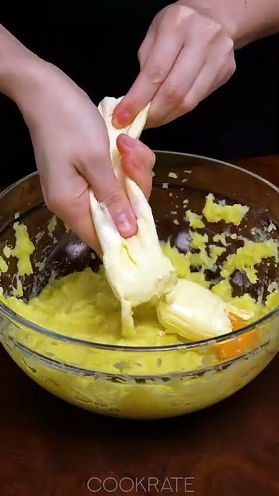 You've never seen anything like this before! You'll be amazed by this trick!