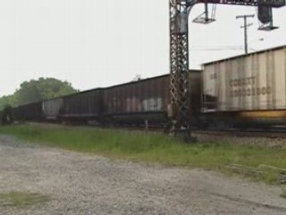 CSX empty hoppers