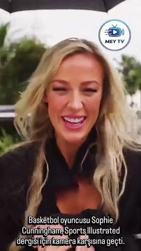 🔵Basketbol oyuncusu Sophie Cunningham, Sports Illustrated dergisi için kamera karşısına geçti.