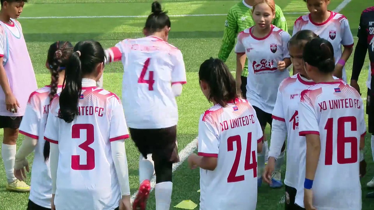 គ្រូក្រុមបាល់ទាត់នារី XO United​ បង្ហាញពីគោលដៅវែងឆ្ងាយ និងការត្រៀមខ្លួនសម្រាប់លីគកំពូលនារីកម្ពុជា