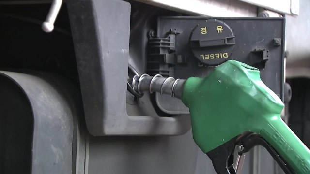 서울 경윳값도 3년 8개월 만에 2천 원 돌파...휘발유는 2,019원 / YTN