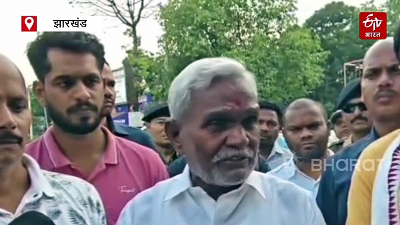 बोकारो पहुंचे पूर्व सीएम चंपाई सोरेन, विस्थापितों के आंदोलन को जन आंदोलन बनाने की कही बात