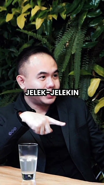 Siapa yang Sebenarnya Benar?