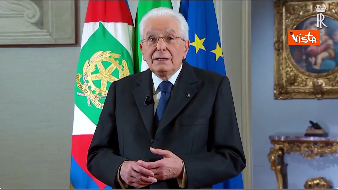 Mattarella: Giovani vanno a lavorare all'estero perchè in Italia non trovano alternative