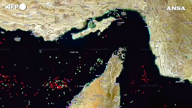 Il traffico marittimo intorno allo Stretto di Hormuz durante il cessate il fuoco