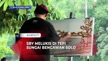 Momen SBY Melukis di Tepi Sungai Bengawan Solo