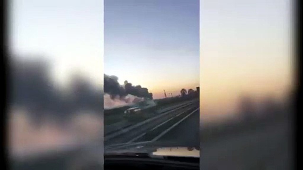Paura a Selargius, a fuoco un cumulo di gomme e rifiuti: si innalza una nuvola nera