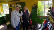 Paul.Merton.Driving.Amazing.Trains.S01E01.Isle.of.Wight