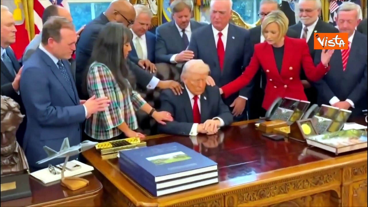 La preghiera dei Pastori evangelici con Trump alla Casa Bianca per il successo nella guerra in Iran
