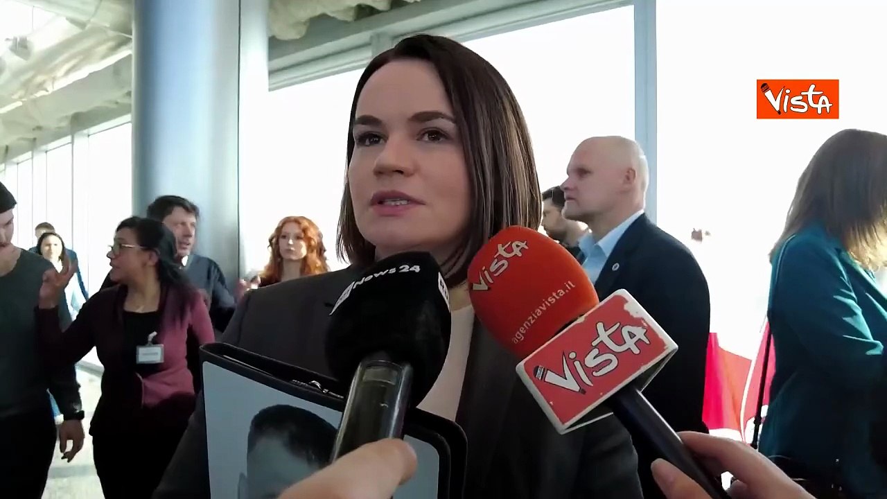 Tsikhanouskaya (Sacharov 2020): Grazie a Ue per il supporto e per combattere aggressione in Ucraina