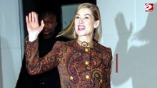 Rosamund Pike poised to make Broadway debut