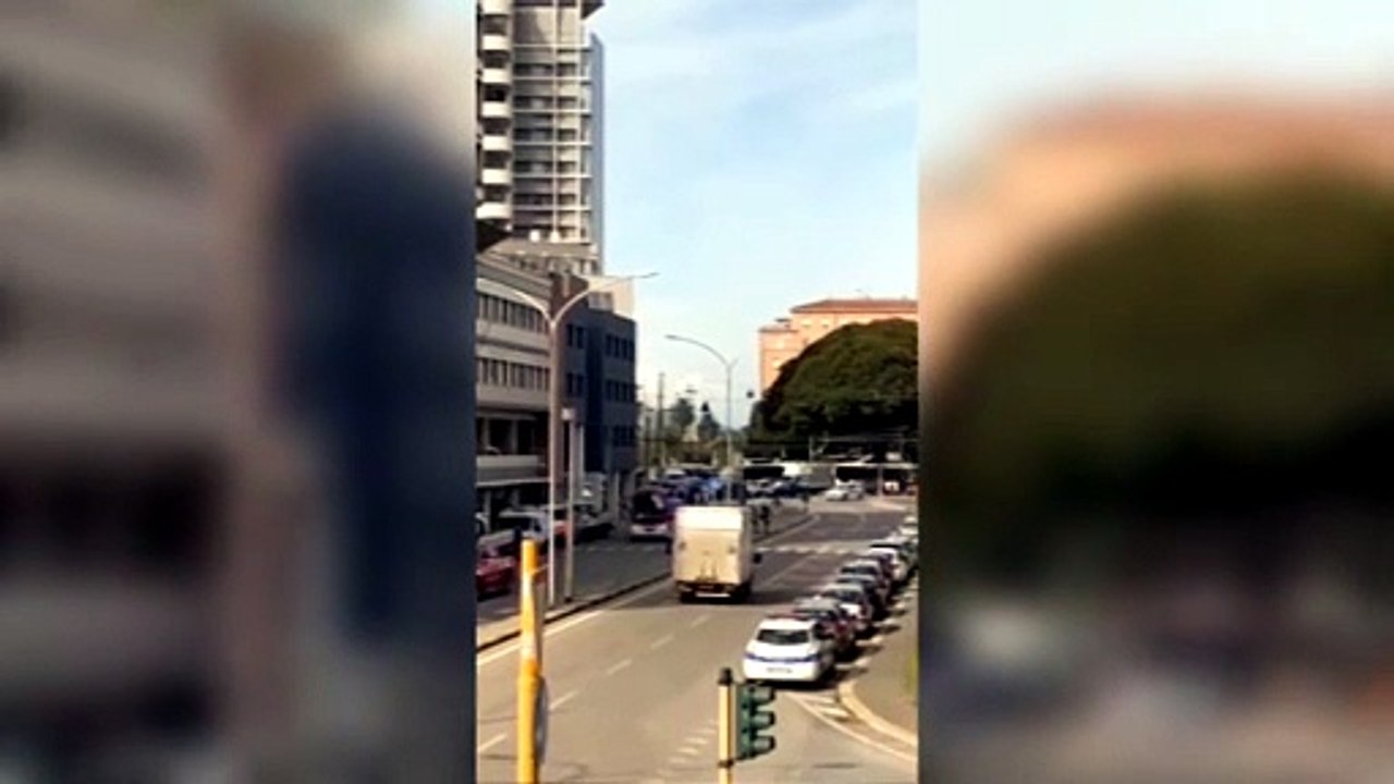 Cagliari, fuga di gas in viale Diaz: strada chiusa, traffico nel caos