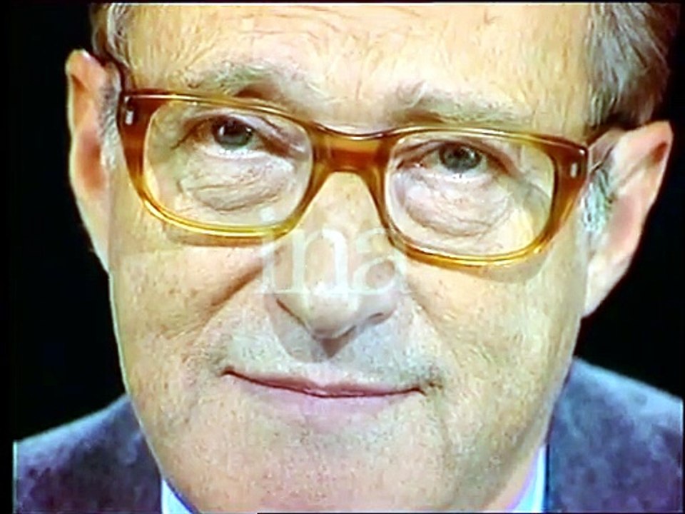 Alain Decaux Face à l'Histoire - 1988 - 03 - Jeanne d'Arc était-elle une Princesse Royale