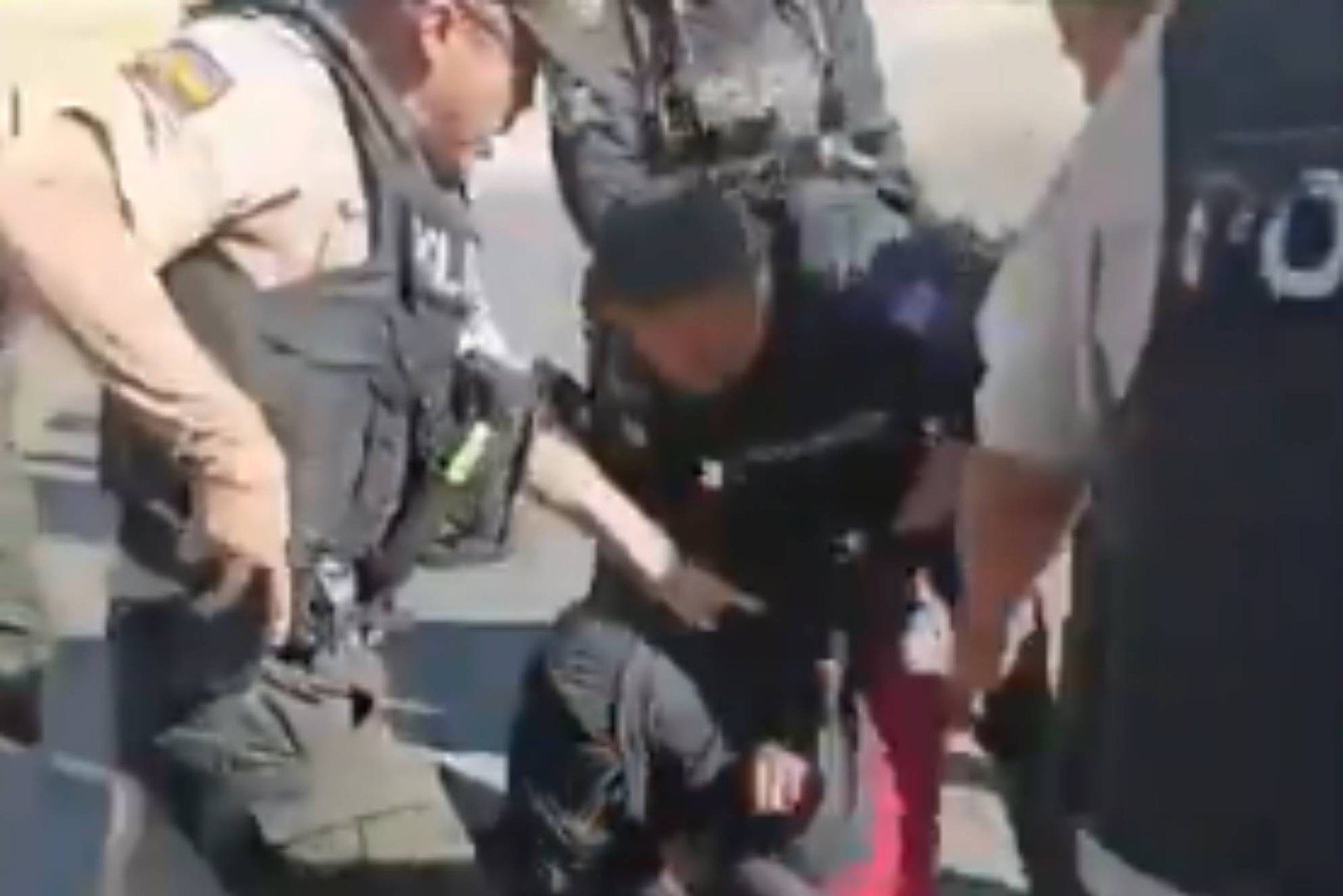 Intentan linchar por atracador a El Diablito, un conocido futbolista que jugó un Mundial