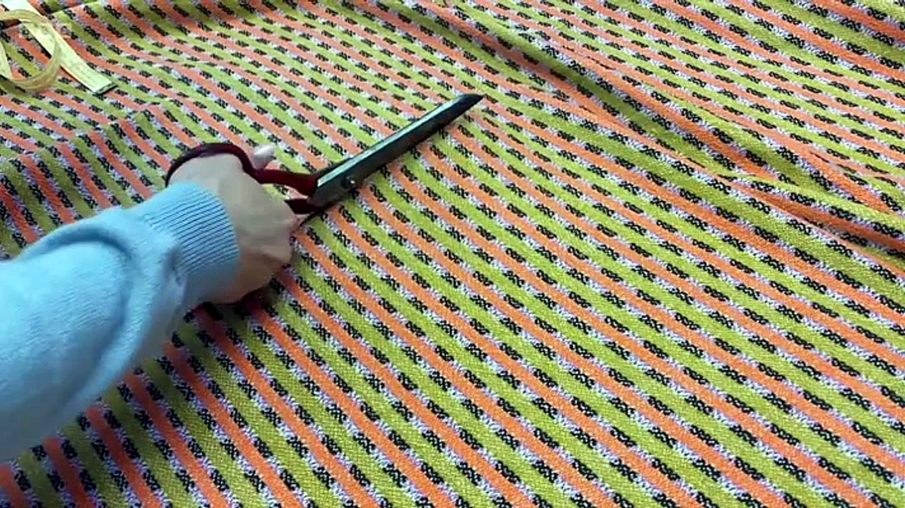 I Made It at Market - Season 1 Episode 9 - Textile Weaving and Personal Portraits