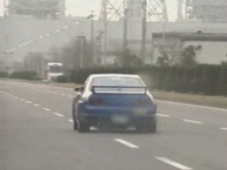 Z Cars - 2 Sick ass Skylines street