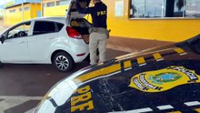 PRF prende homem por contrabando de cigarros após tentativa de se esconder em posto de Guaíra