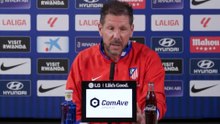 Simeone, sobre la presión del Barça y el arbitraje: "Vivimos en Madrid y estamos acostumbrados"