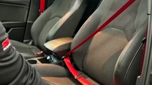 L’équilibre parfait entre sportivité et élégance. ✨ Découvrez cette magnifique Seat Leon FR disponible chez Amay-Prestige. Un design affûté, un confort premium et ce toit ouvrant qui fait toute la différence pour vos trajets ensoleillés. ☀️🚗 • Finition :