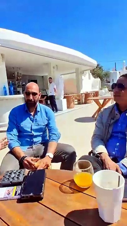 Βάνα Μπάρμπα: Πήγε Σαντορίνη για το Πάσχα και ε...