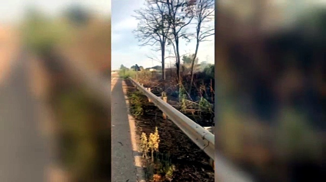 Sanluri, la 131 chiusa (e poi riaperta) per un incendio: il video