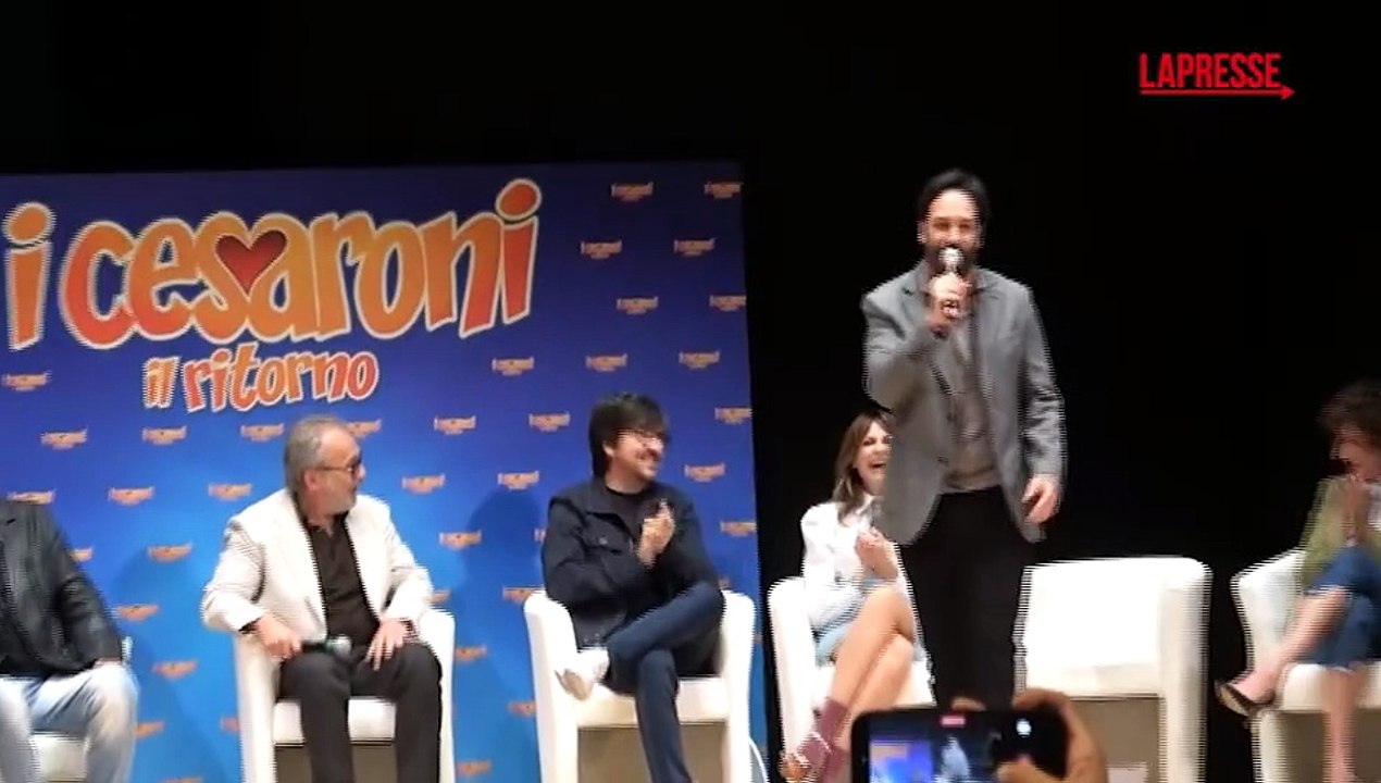 I Cesaroni, Matteo Branciamore canta la sigla e fa impazzire i fan