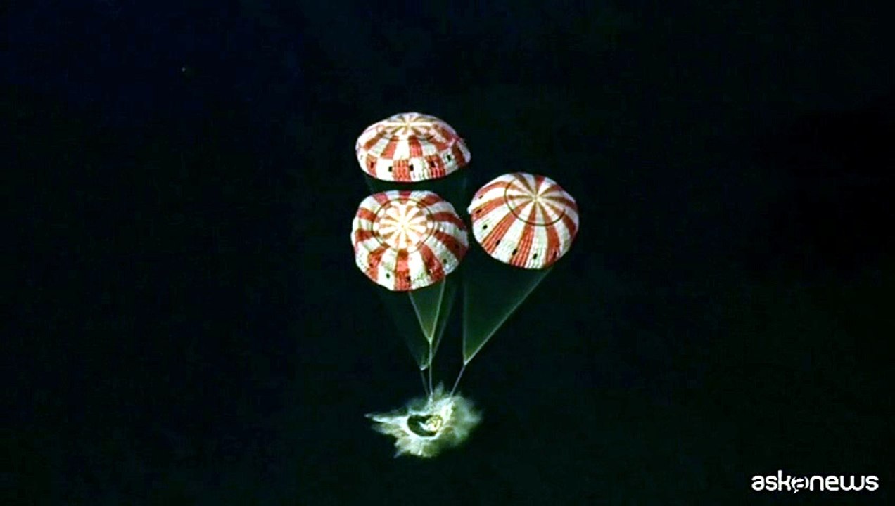 Artemis II torna sulla Terra, l'ammaraggio al largo di San Diego