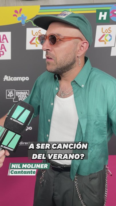 Nil Moliner, cantante, se acuerda de Rosalía pensando en la canción del verano en la alfombra roja de los premios "LOS40 Primavera Pop 2026": "huyamos también de ese ritmo más caribeño. De repente, una 'perla', ojo. "