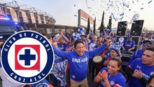 Afición de Cruz Azul llega a La Noria para apoyarlos previo al Clásico Joven contra América y comienza la fiesta