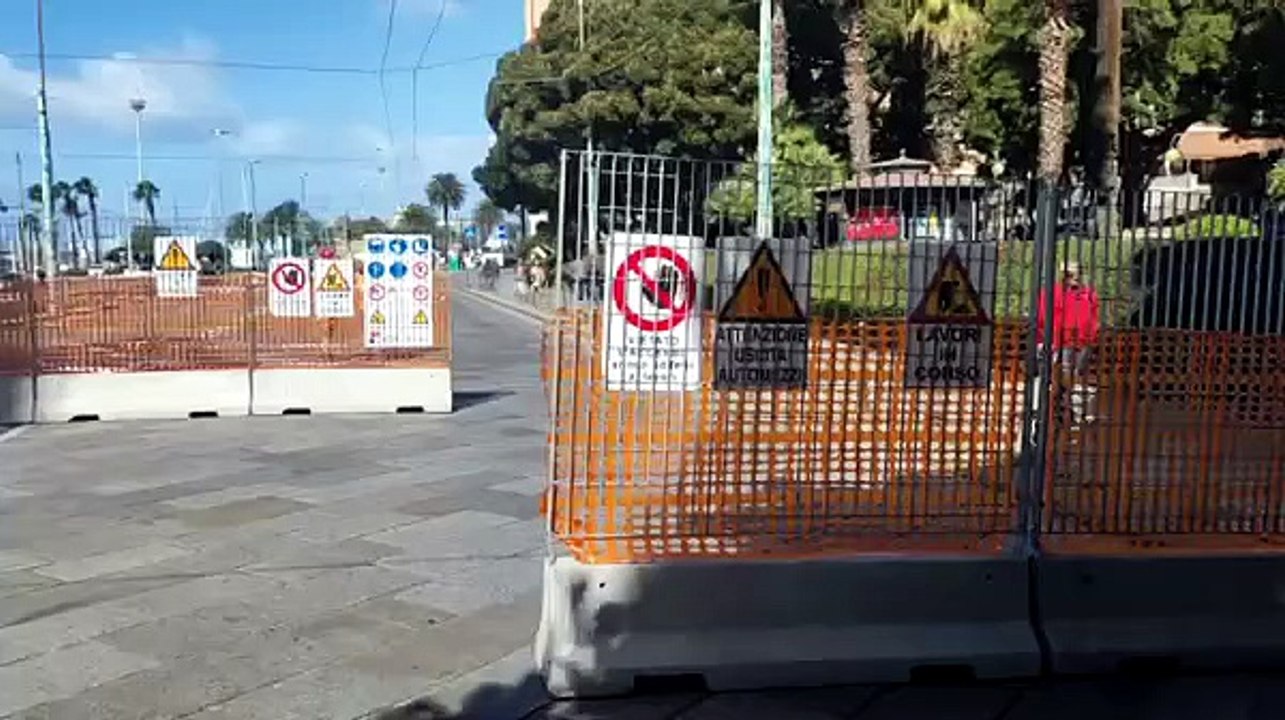 Cagliari, chiude via Roma: «Il vero test del traffico sarà domani»