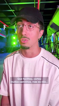 'Ainda dá para viver de YouTube', diz Lucas Vinícius, do canal Inutilismo