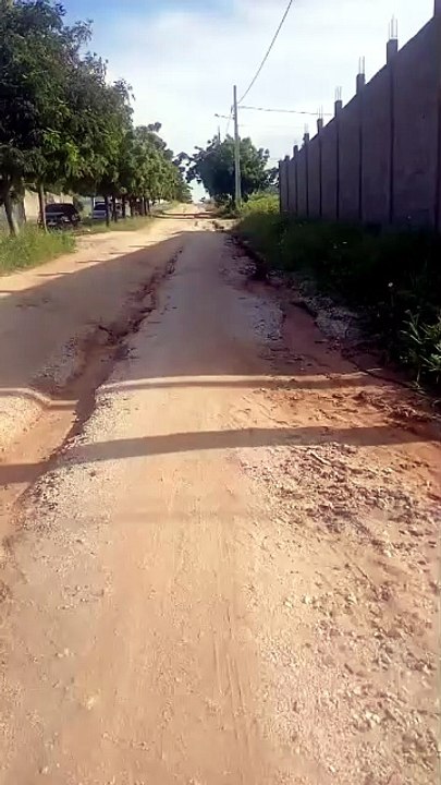 Moradores do Itatiunga denunciam transtornos após intervenção em rua e cobram conclusão de obra