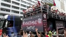 Brasile, accoglienza trionfale a Rio per gli eroi del Flamengo