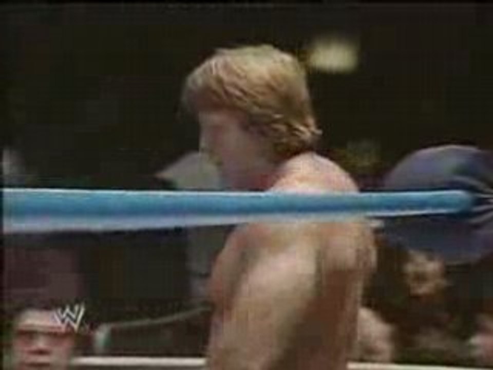Hulk Hogan vs. Paul Orndorff 1/2 - Vintage Collection 8/6/08