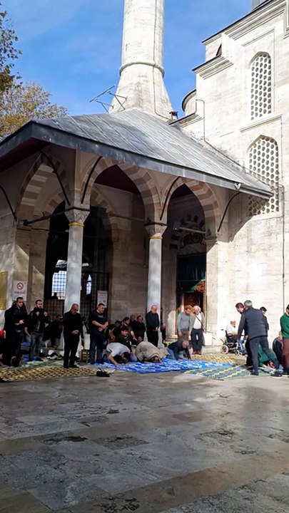 US and Iran Meet for Peace Talks in Pakistan Amid Lebanon Ceasefire Questions - BBC Live