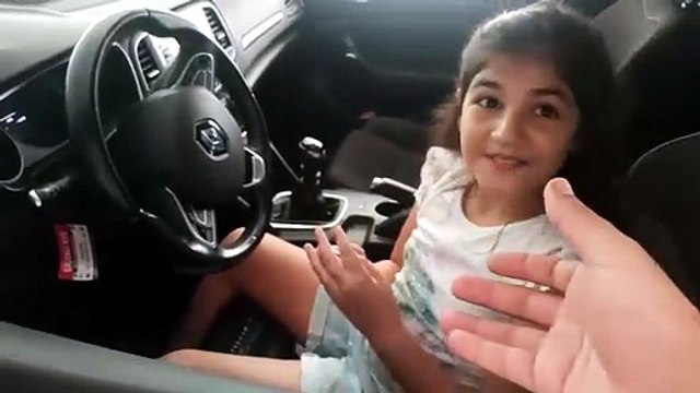 Polis Melisa babasının arabasının anahtarını aldı _ polis arabası _ polis
