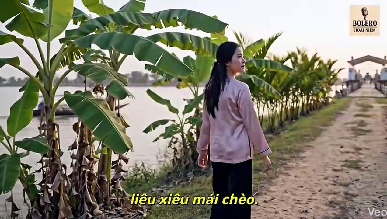 BẾN PHÀ XƯA NHỚ DÁNG AI