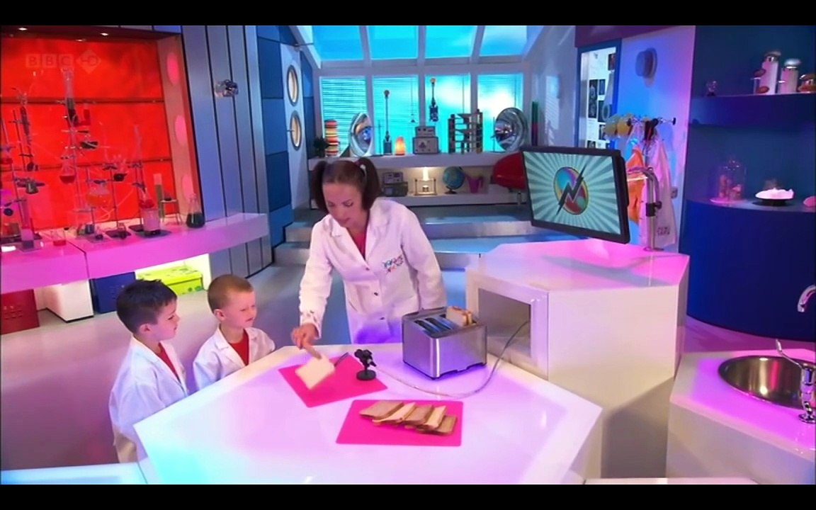 Cbeebies Nina And The Neurons In The Lab Burnt Toast 5x4...mp4
