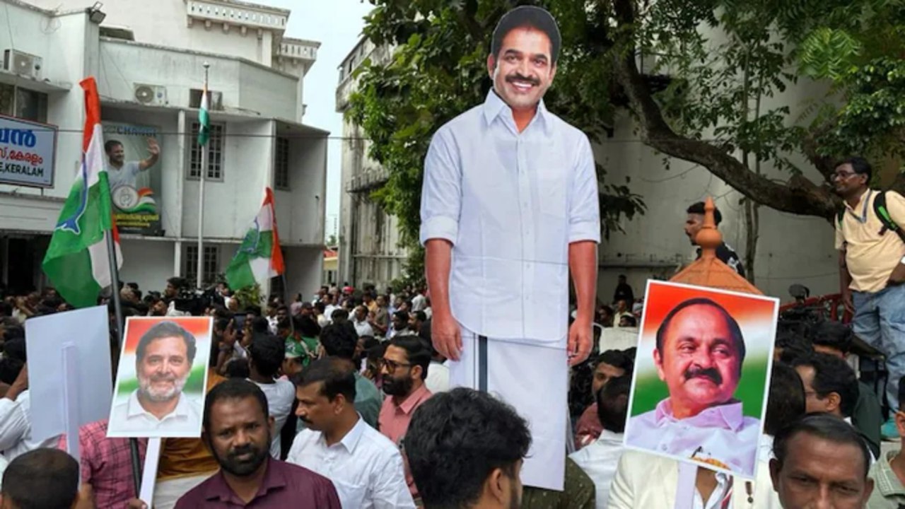 ಕಾಂಗ್ರೆಸ್​ಗೆ ತಲೆನೋವಾದ ಕೇರಳಂ ಸಿಎಂ ಆಯ್ಕೆ..! ವೇಣುಗೋಪಾಲ್ vs ಸತೀಶನ್ ಮಧ್ಯೆ ಯಾರಿಗೆ ಪಟ್ಟ? ಯಾರಾಗ್ತಾರೆ ಕೇರಳಂ ಸಿಎಂ?