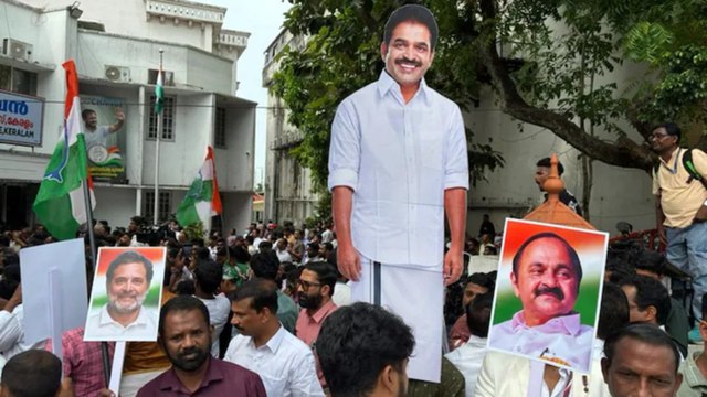 ಕಾಂಗ್ರೆಸ್​ಗೆ ತಲೆನೋವಾದ ಕೇರಳಂ ಸಿಎಂ ಆಯ್ಕೆ..! ವೇಣುಗೋಪಾಲ್ vs ಸತೀಶನ್ ಮಧ್ಯೆ ಯಾರಿಗೆ ಪಟ್ಟ? ಯಾರಾಗ್ತಾರೆ ಕೇರಳಂ ಸಿಎಂ?